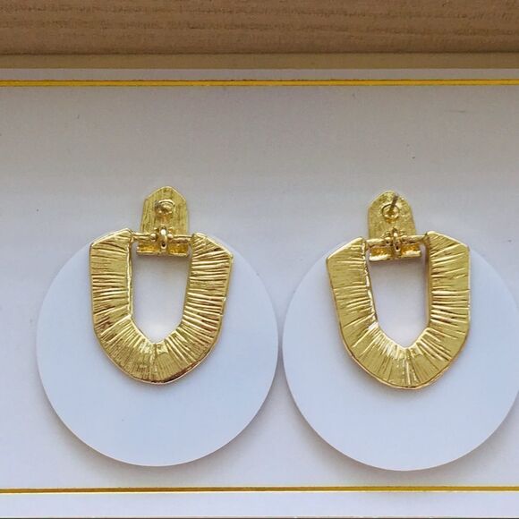 Shell Gold Open Circle Acetate Drop Earrings NWT - Picture 3 of 8
